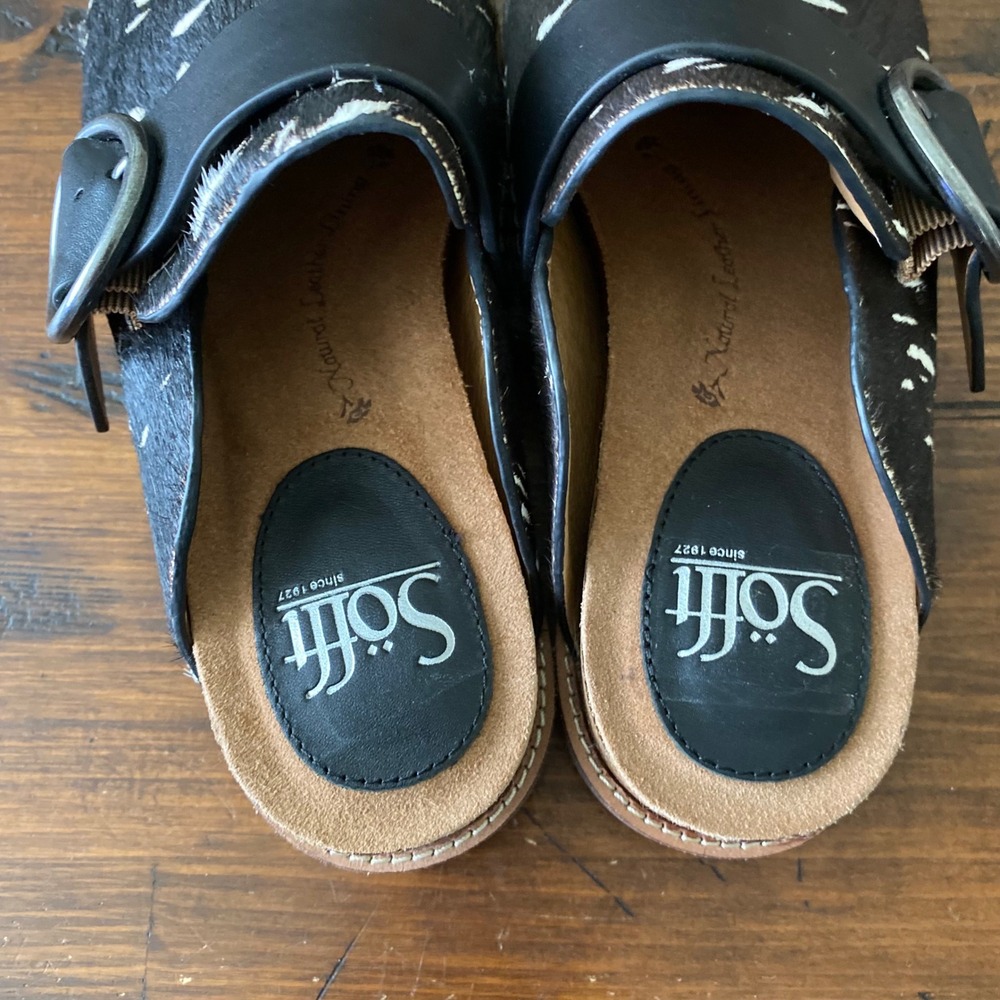 Sofft Billie Women Black White Cow Hair Spotted Buckle Strap Mules Clogs Size 6M - Picture 4 of 10